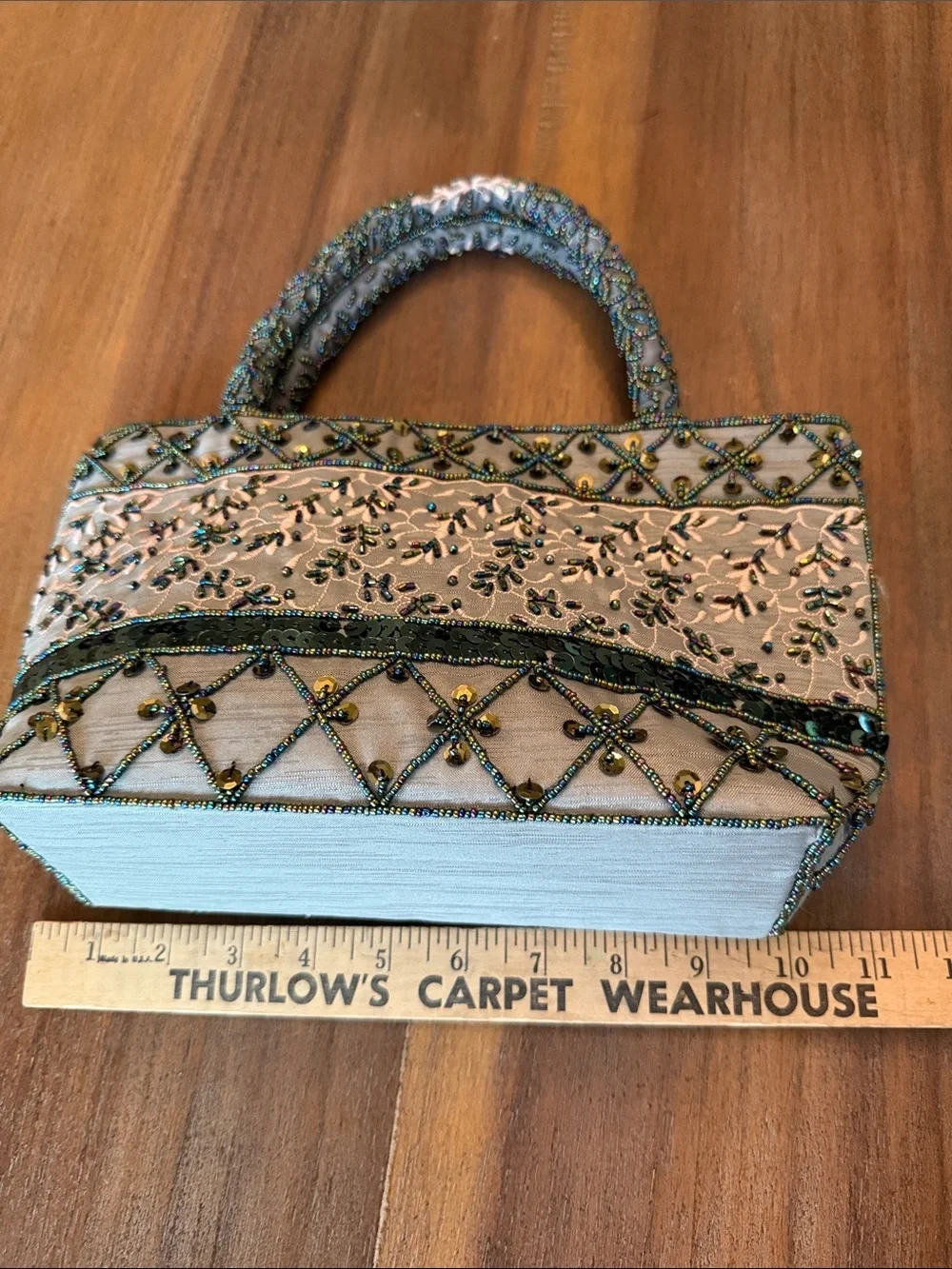 NWOT - Beautiful Embellished Beaded Green and Ivory Sequined Tote